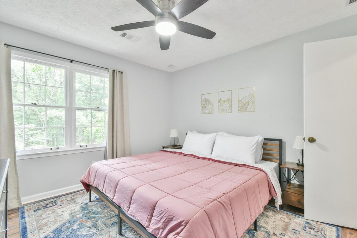 Cozy Home With Arcade, Ping Pong & Fenced Backyard Lawrenceville Exterior foto