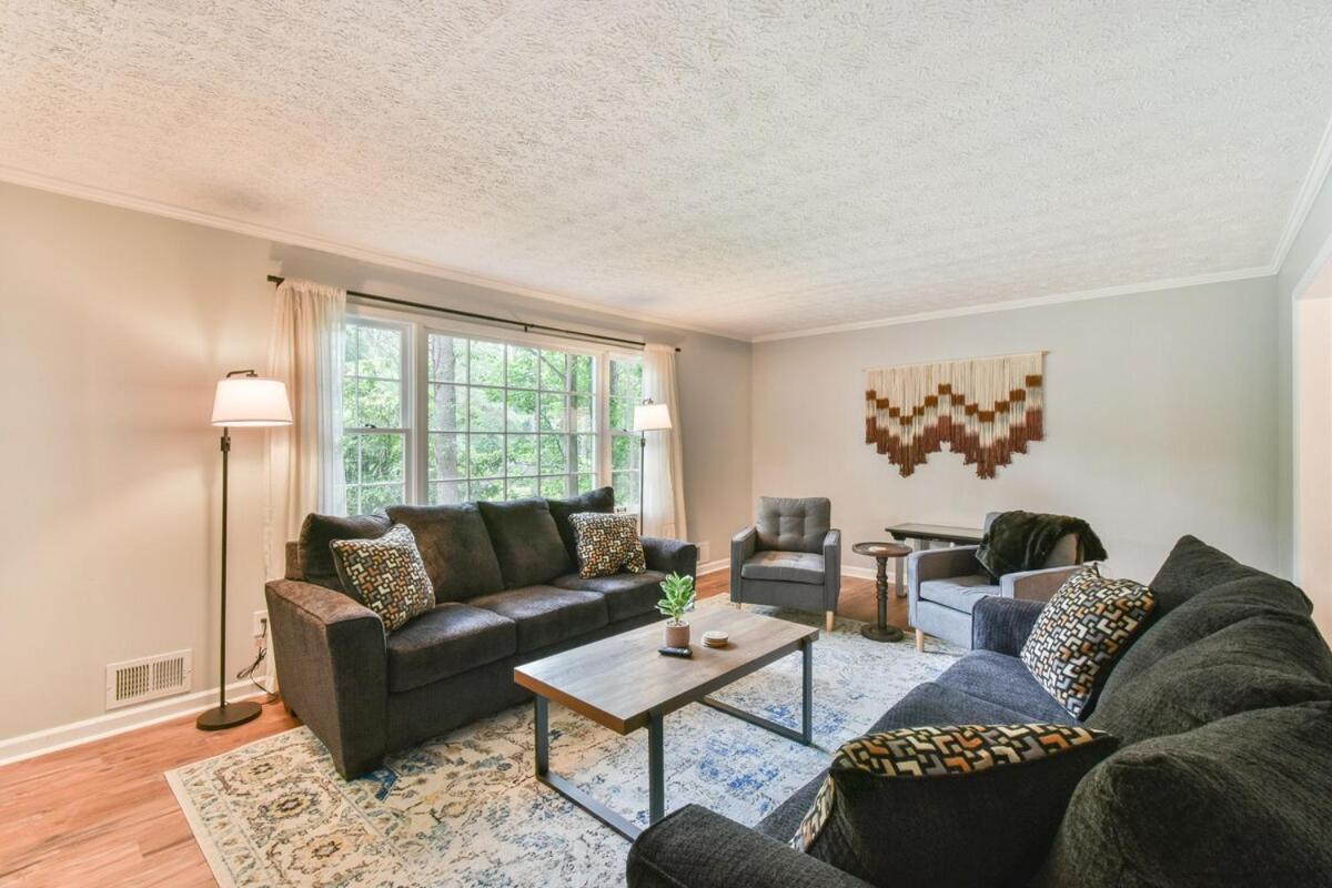 Cozy Home With Arcade, Ping Pong & Fenced Backyard Lawrenceville Exterior foto