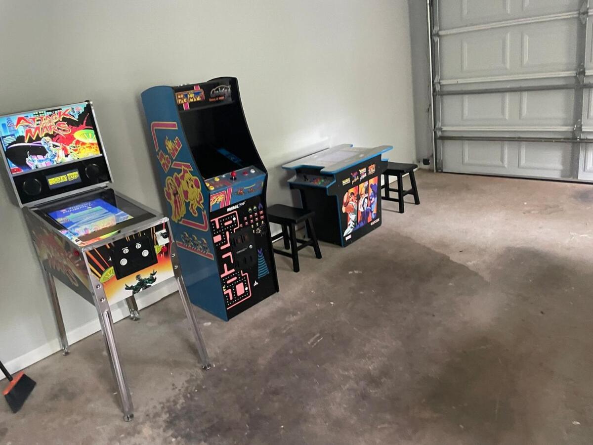 Cozy Home With Arcade, Ping Pong & Fenced Backyard Lawrenceville Exterior foto