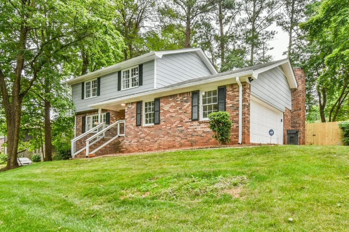 Cozy Home With Arcade, Ping Pong & Fenced Backyard Lawrenceville Exterior foto