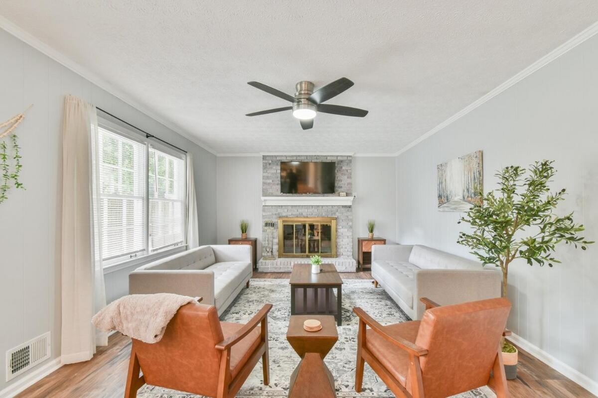 Cozy Home With Arcade, Ping Pong & Fenced Backyard Lawrenceville Exterior foto